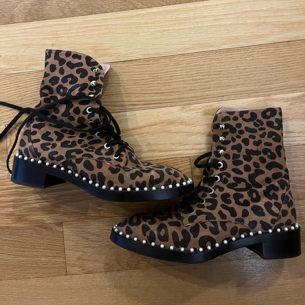 New Stuart Weitzman Sondra Haircalf boots, perfect condition size 7.